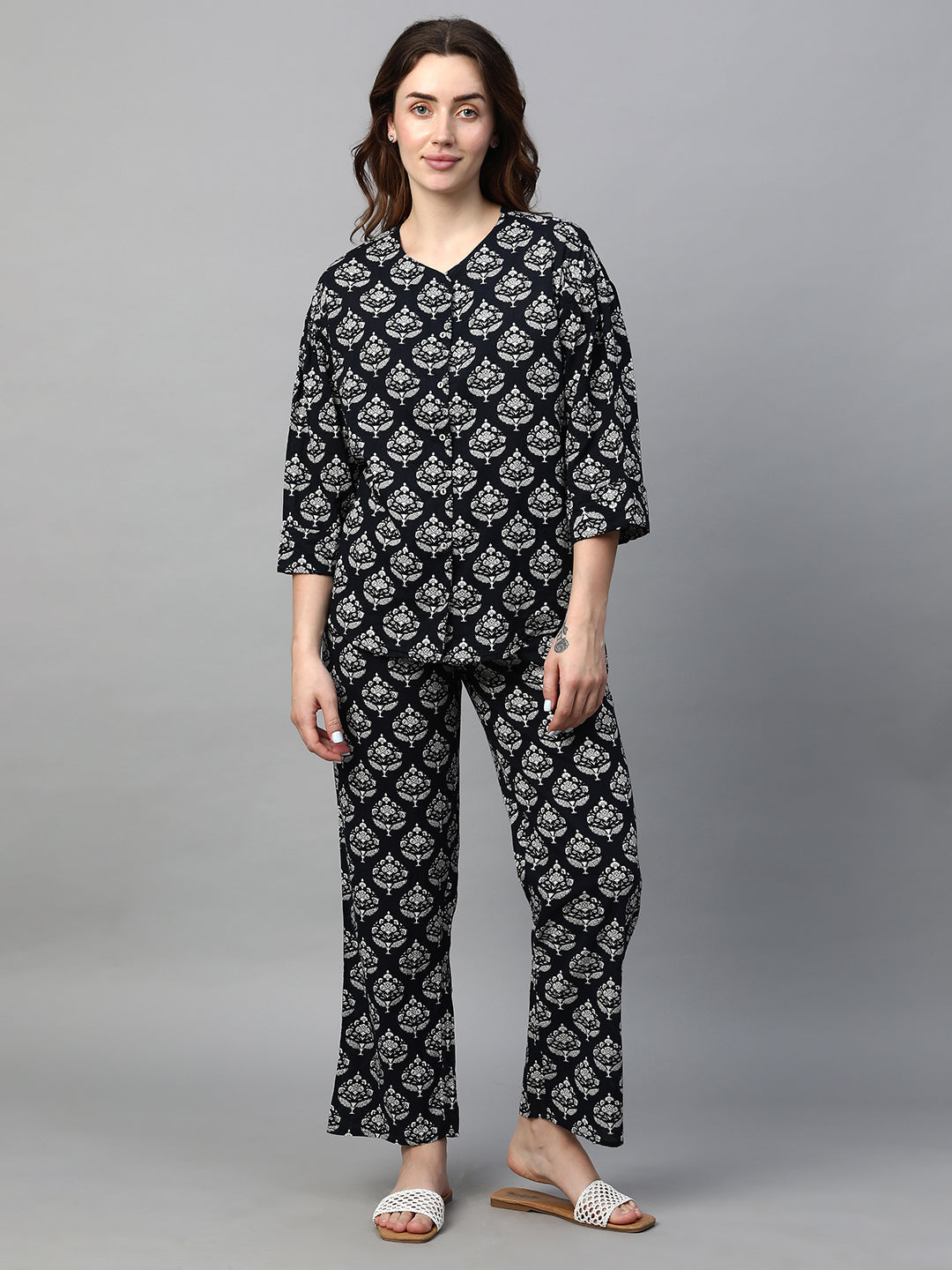 Women's Black Cotton Regular Fit Pyjama