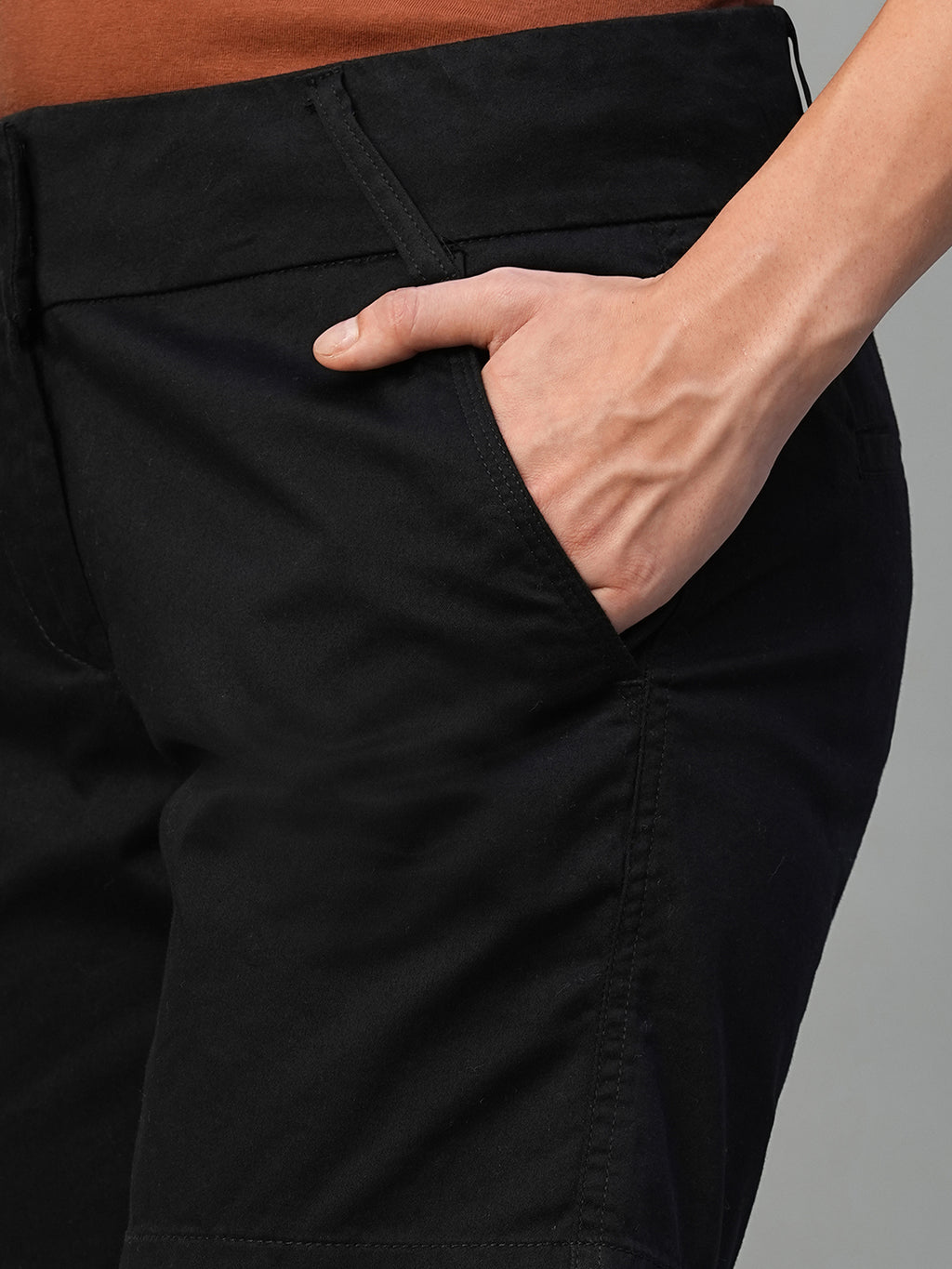 Women's Black Cotton Lycra Regular Fit Shorts