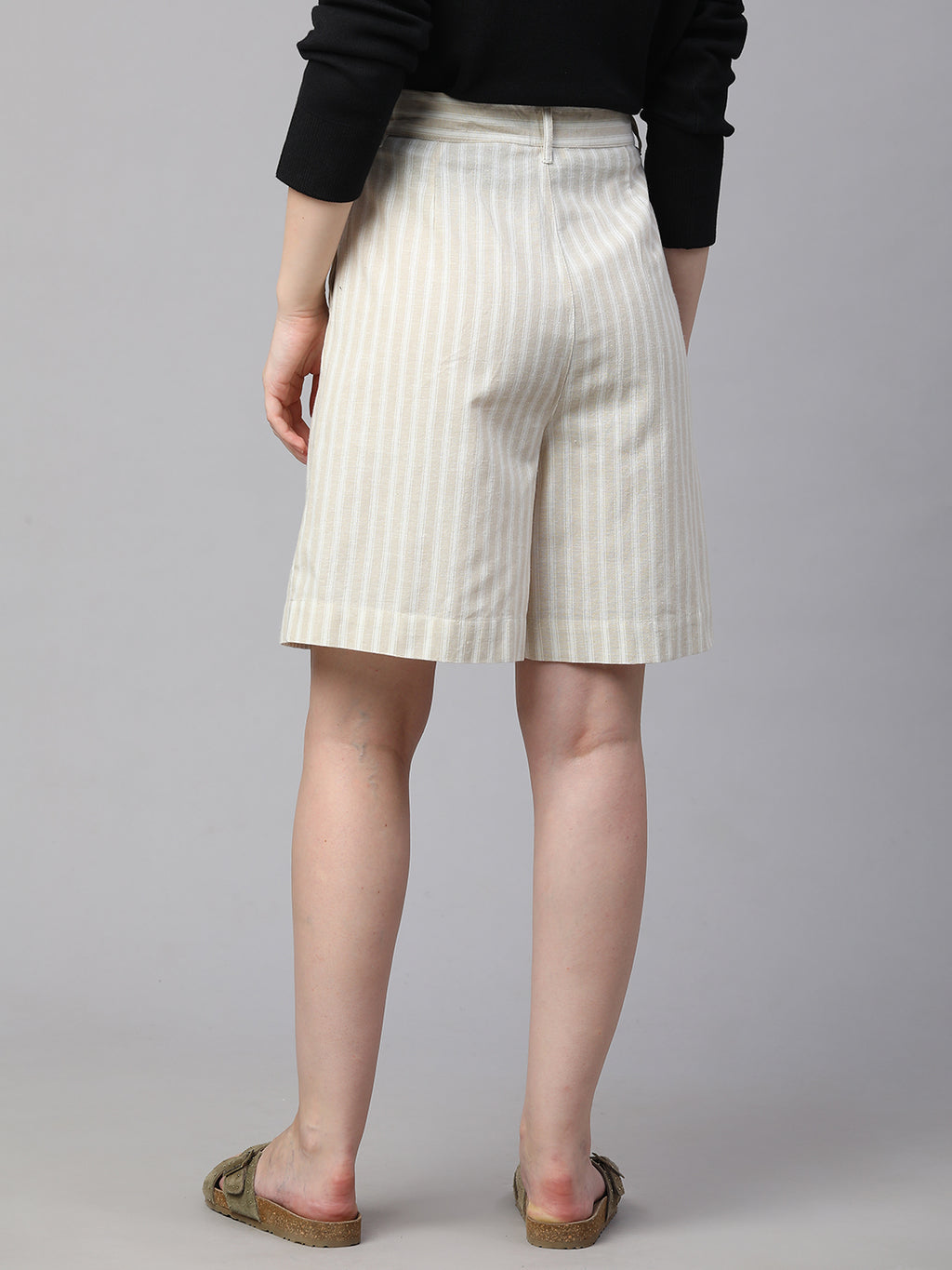 Women's Khaki Cotton Linen Regular Fit Shorts