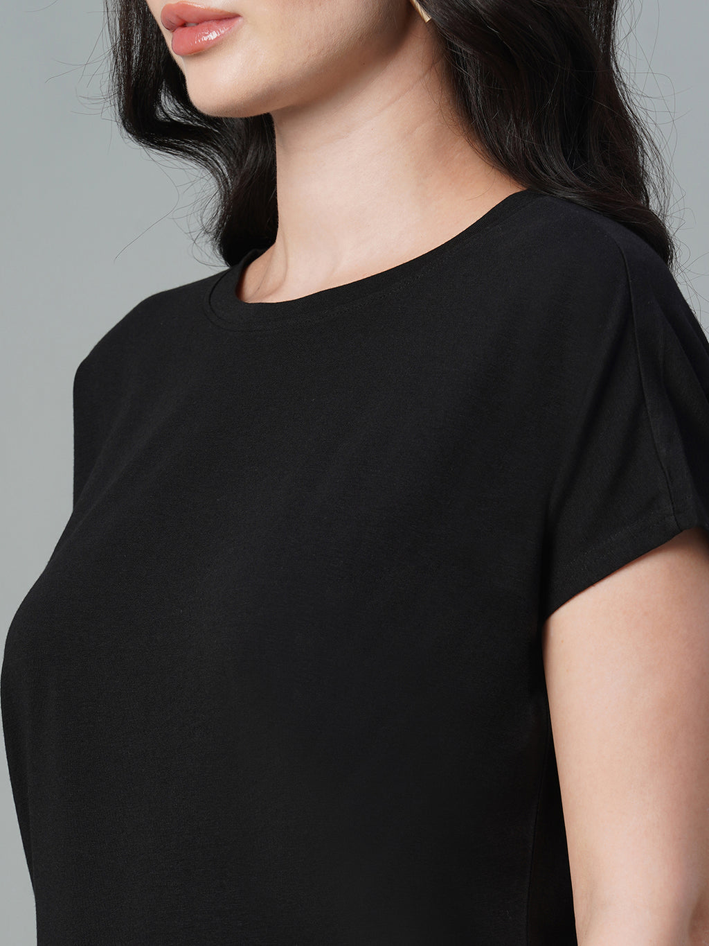 Women's Black Cotton Bamboo Elastane Regular Fit Tshirt