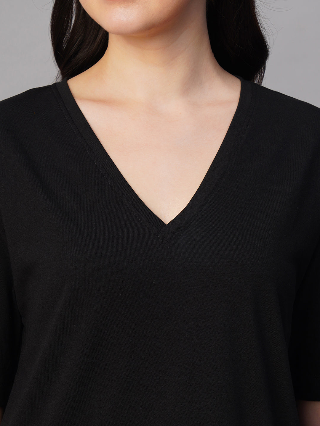 Women's Black 100% Cotton Regular Fit Tshirt
