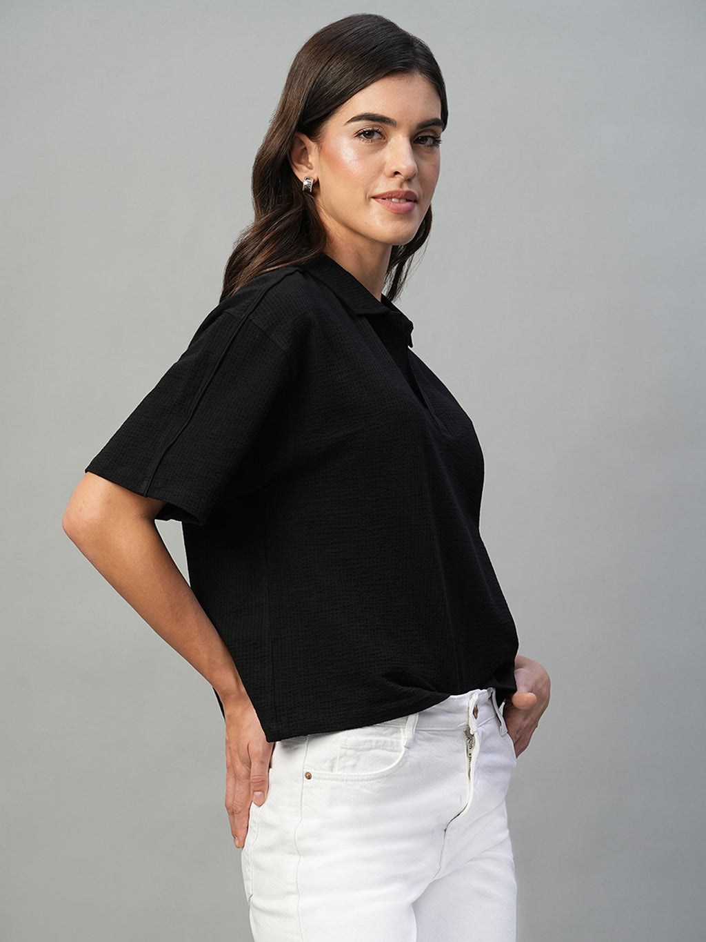 Women's Black Cotton Elastane Regular Fit Tshirt