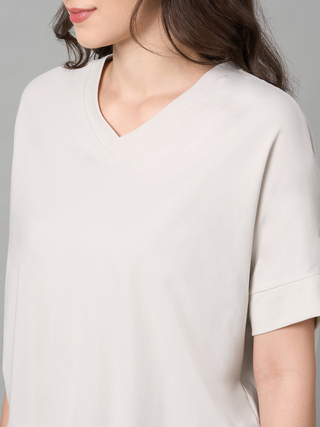 Women's Natural Cotton Elastane Loose Fit Tshirt