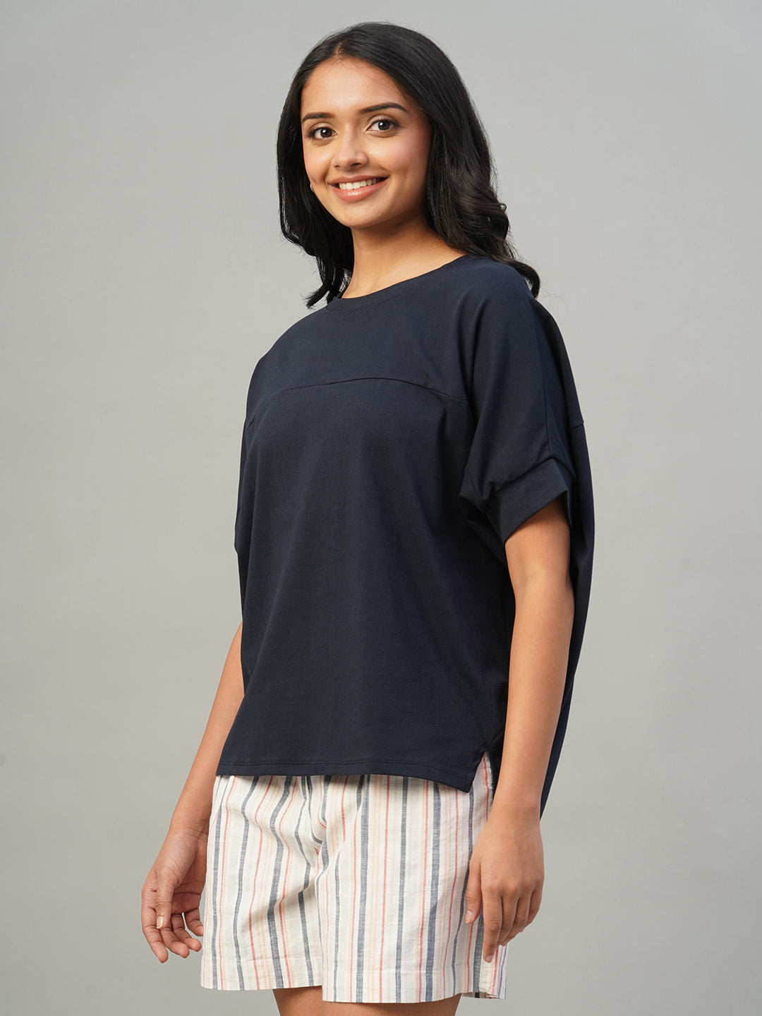 Women's Navy Cotton Elastane Loose Fit Tshirt