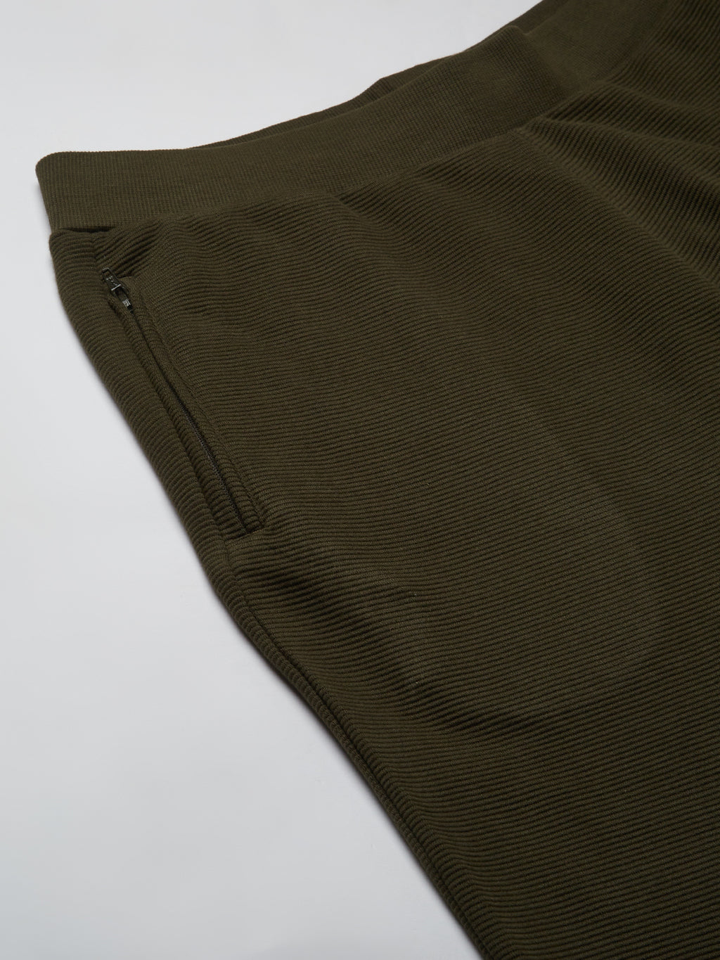 Men's Green 100% Cotton Regular Fit Knit Shorts