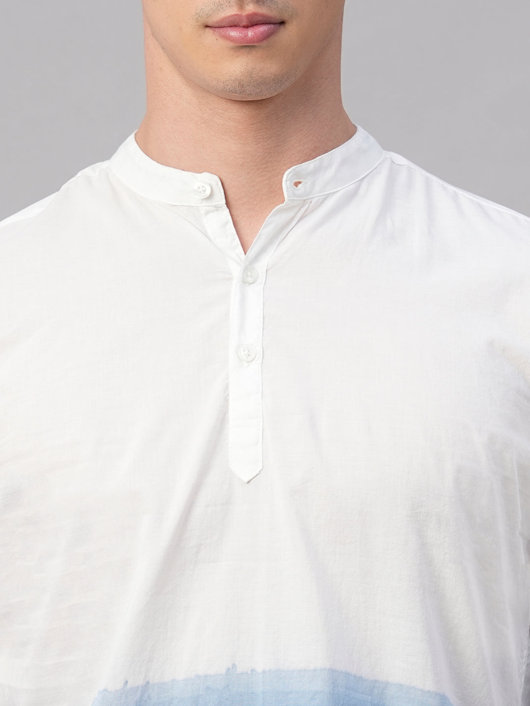 Men's White/Navy Cotton Regular Fit Shirt