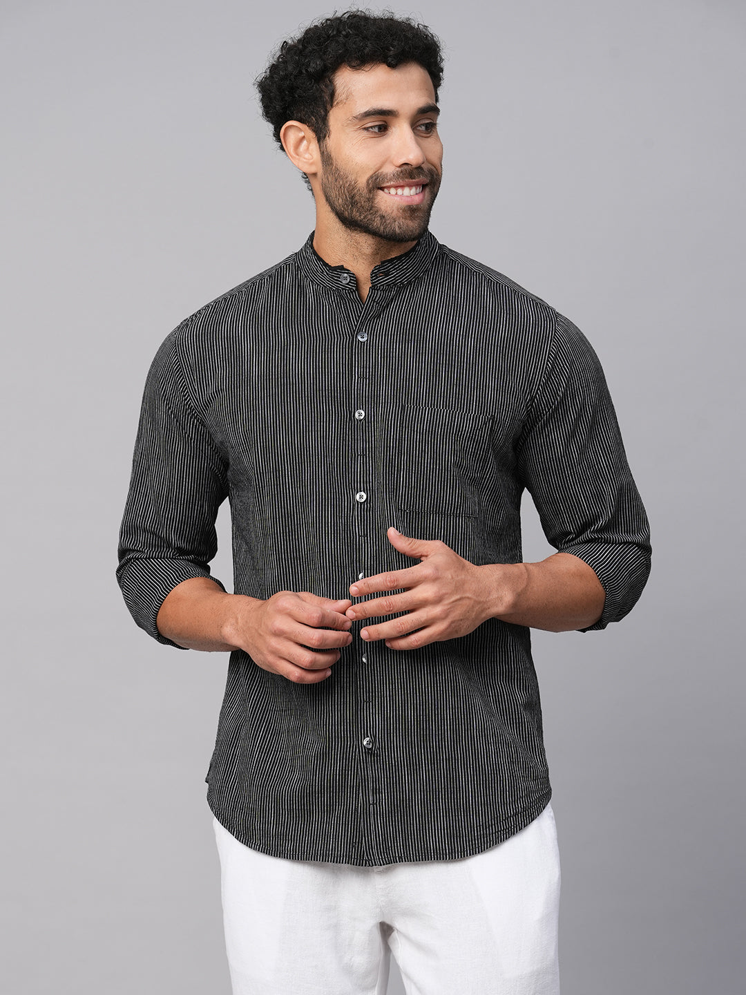 Men's Black/White Cotton Regular Fit Shirt