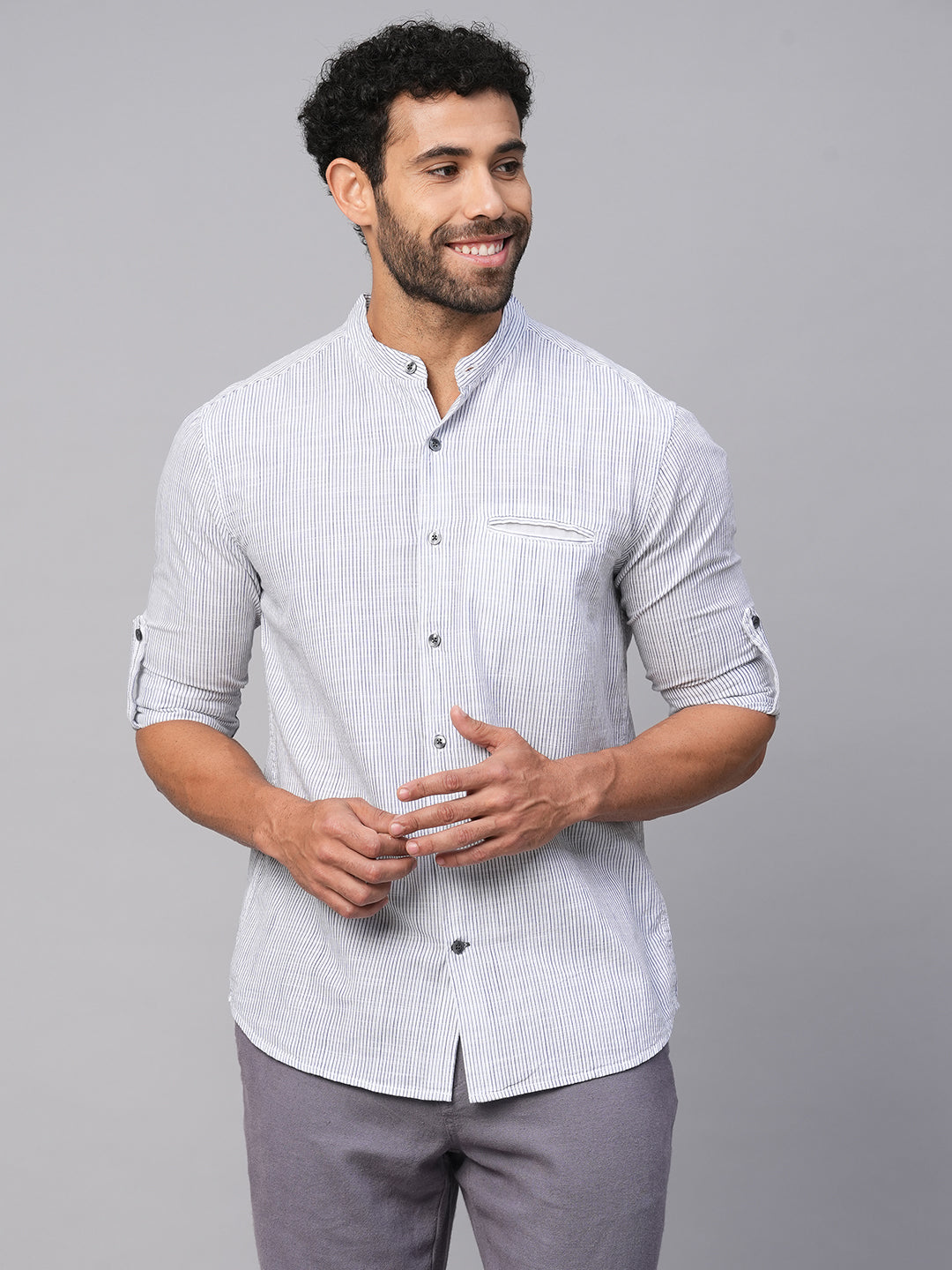 Men's White/Navy Cotton Regular Fit Shirt