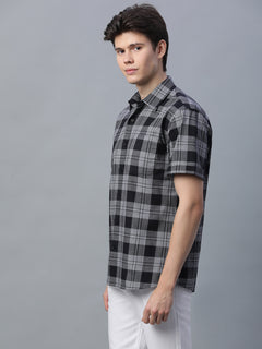 Men’s Cotton Regular Fit Checked Short Sleeve Shirt Black