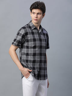 Men’s Cotton Regular Fit Checked Short Sleeve Shirt Black