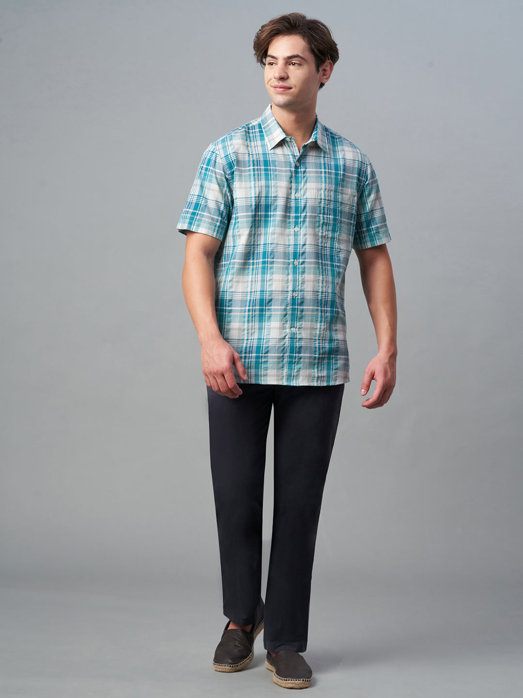 Men's Green 100% Cotton Regular Fit Shirt