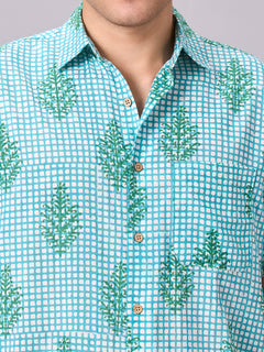 Men's 100% Cotton Regular Fit Half Sleeves Printed Shirt Green