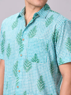 Men's 100% Cotton Regular Fit Half Sleeves Printed Shirt Green