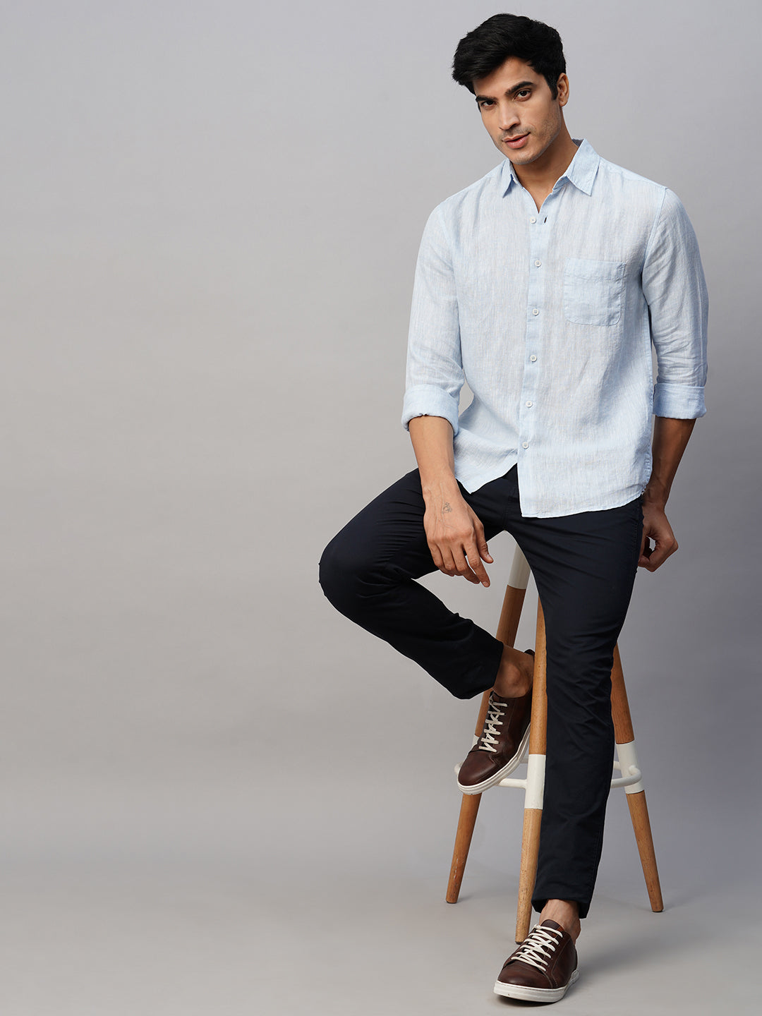 Men's 100% Linen sky Blue Regular Fit Long Sleeved Shirt