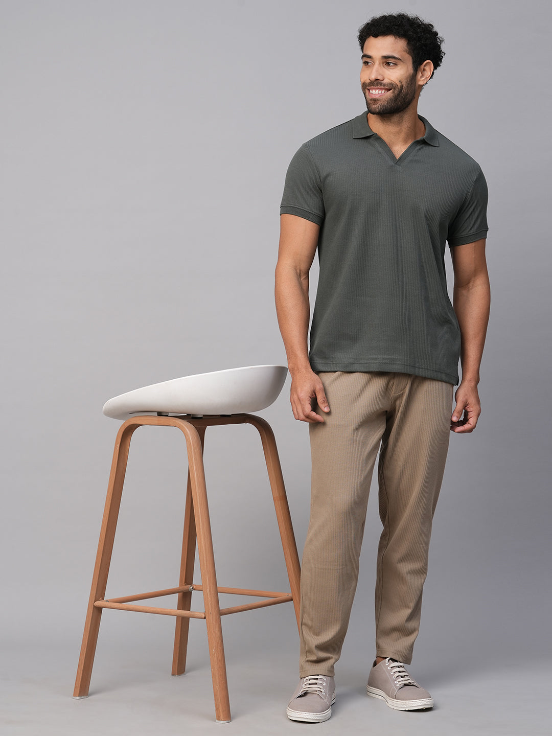 Men's Green Cotton Elastane Regular Fit Tshirt