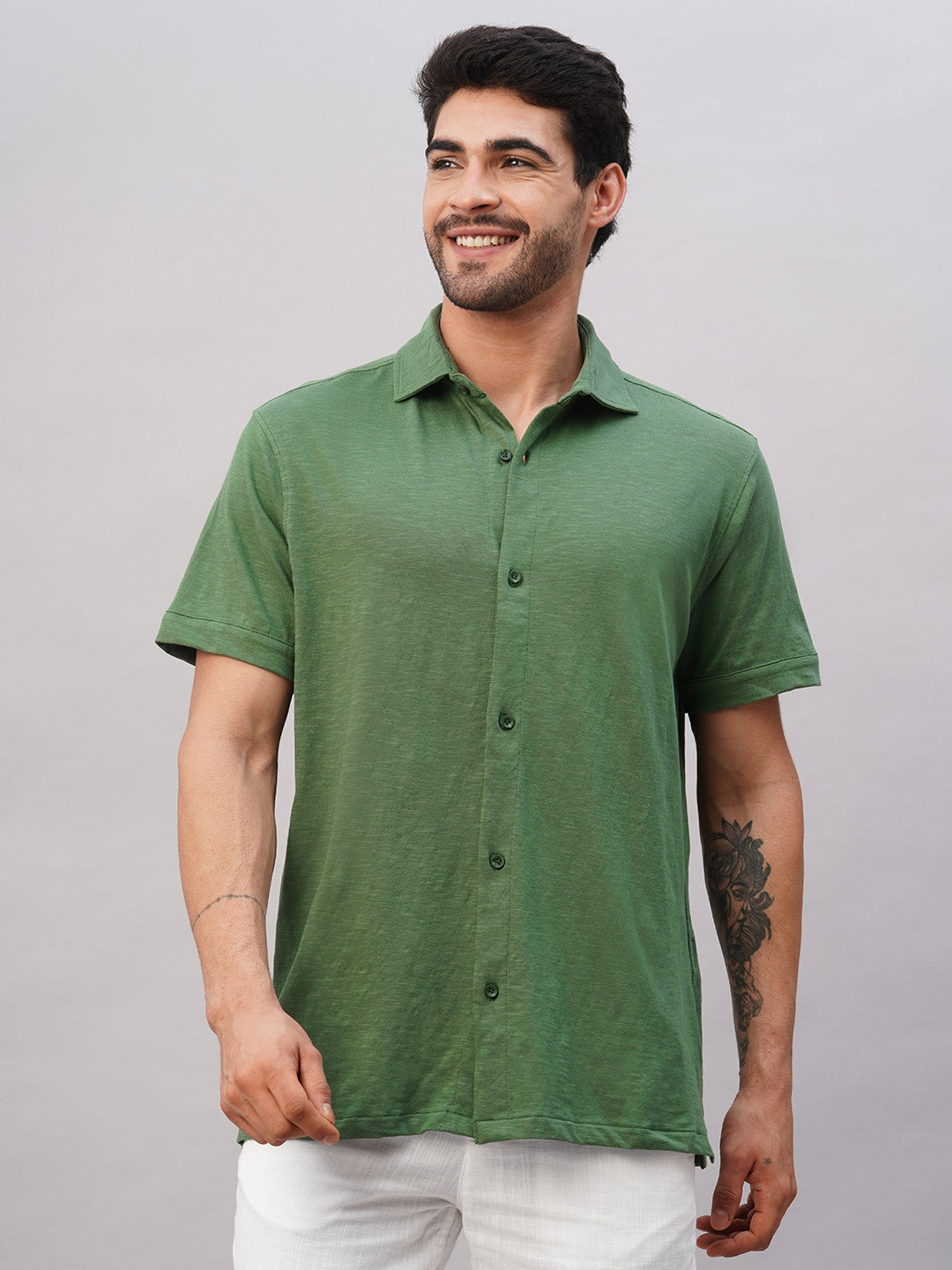 Men's Green Cotton Regular Fit Tshirt