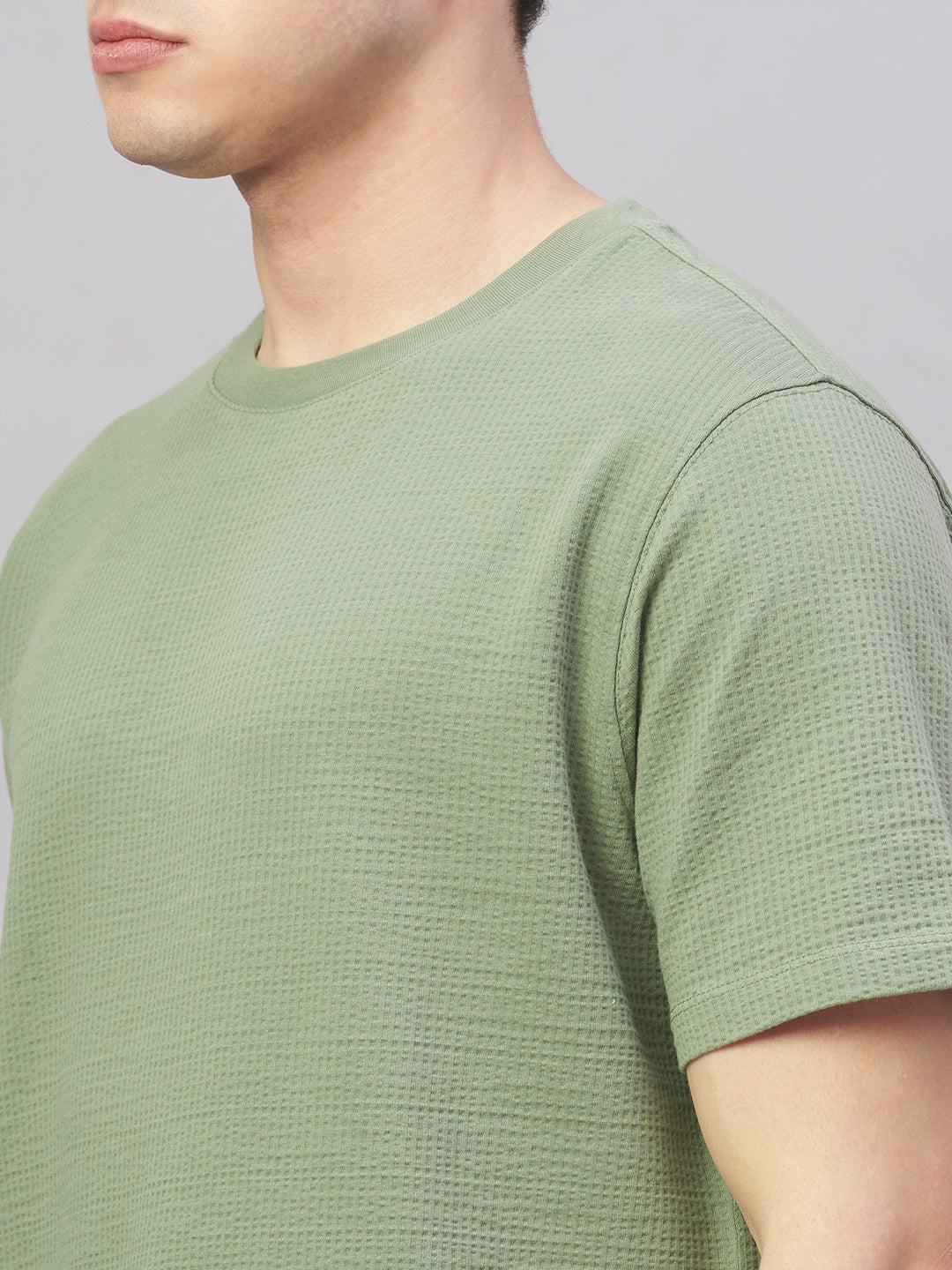 Men's Green Cotton Elastane Regular Fit Tshirt