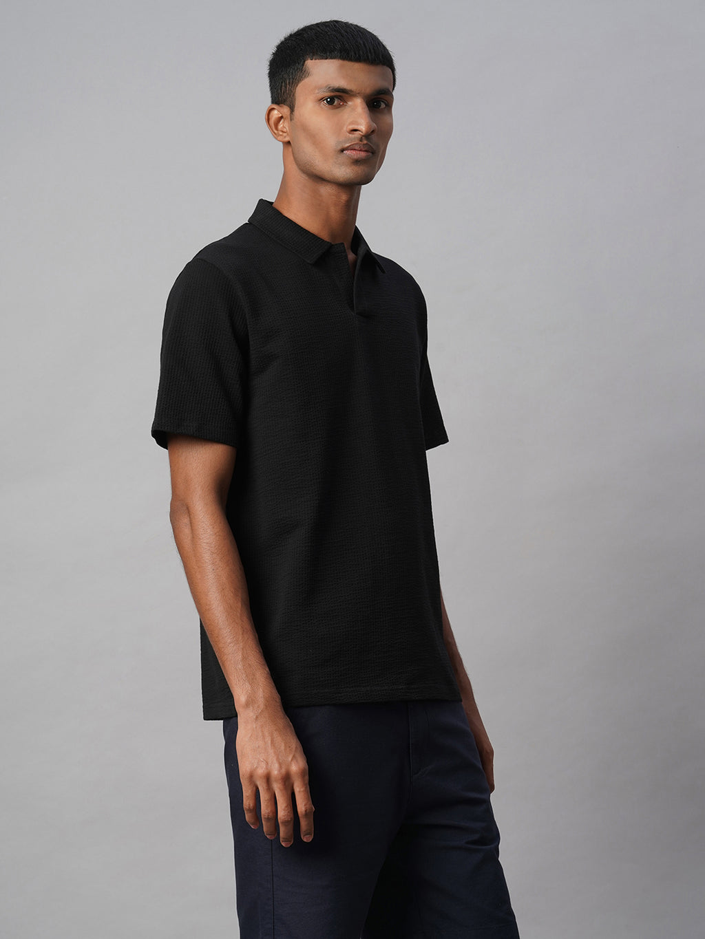 Men's Black Cotton Elastane Regular Fit Tshirt