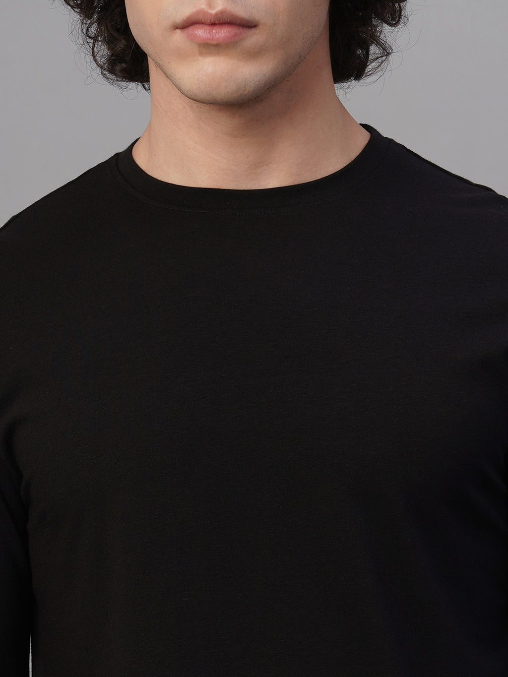 Men's Black Cotton Bamboo Elastane Slim Fit Tshirt