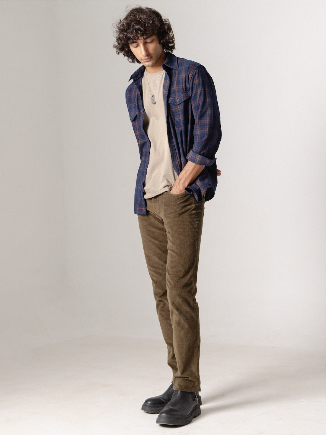 Men's Corduroy Olive 100% Cotton Lycra Slim Fit Pant