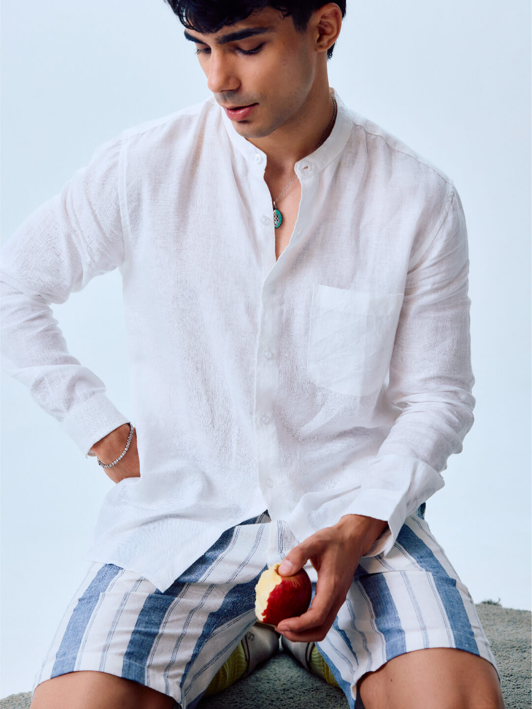 Men's Navy Cotton Linen Regular Fit Shorts