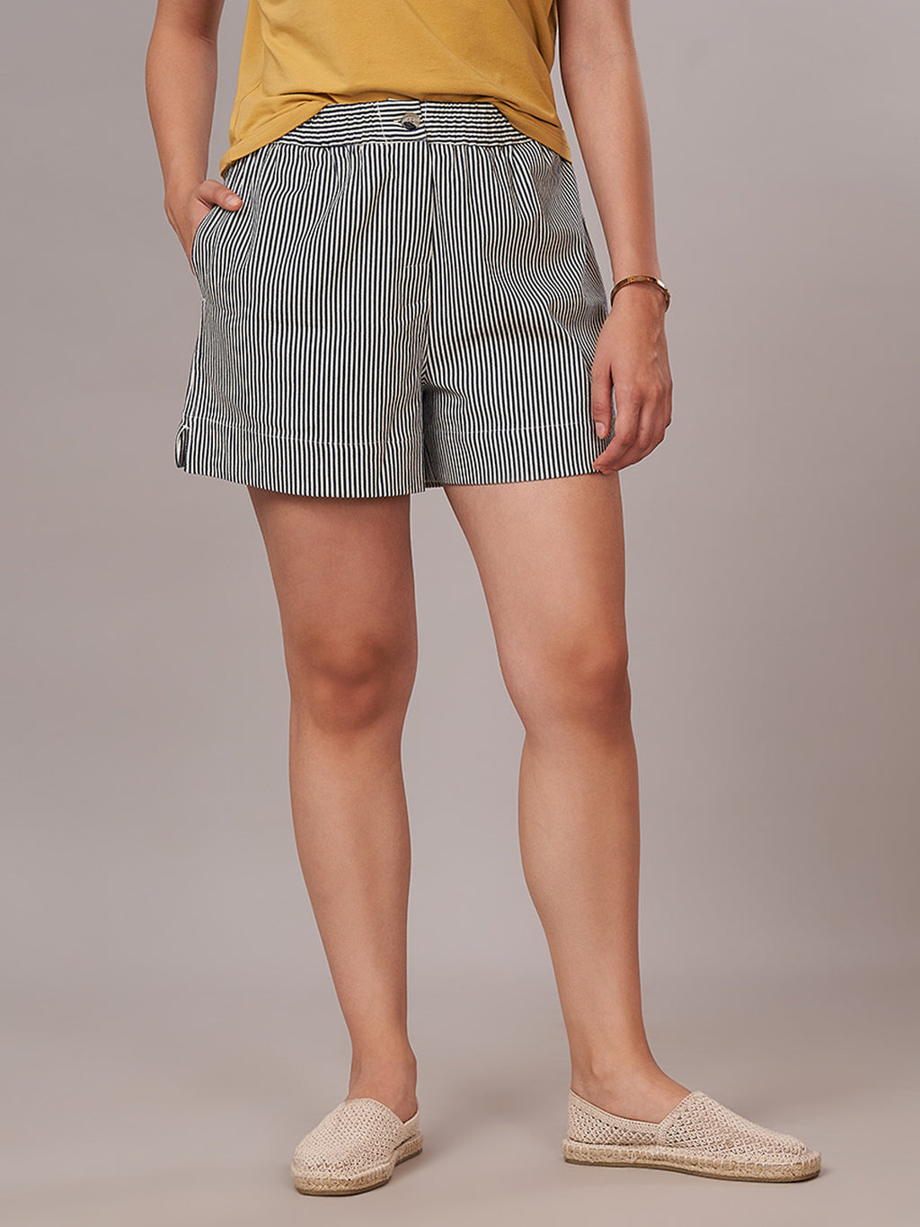 Women's Cotton Lycra Regular Fit Shorts Indigo