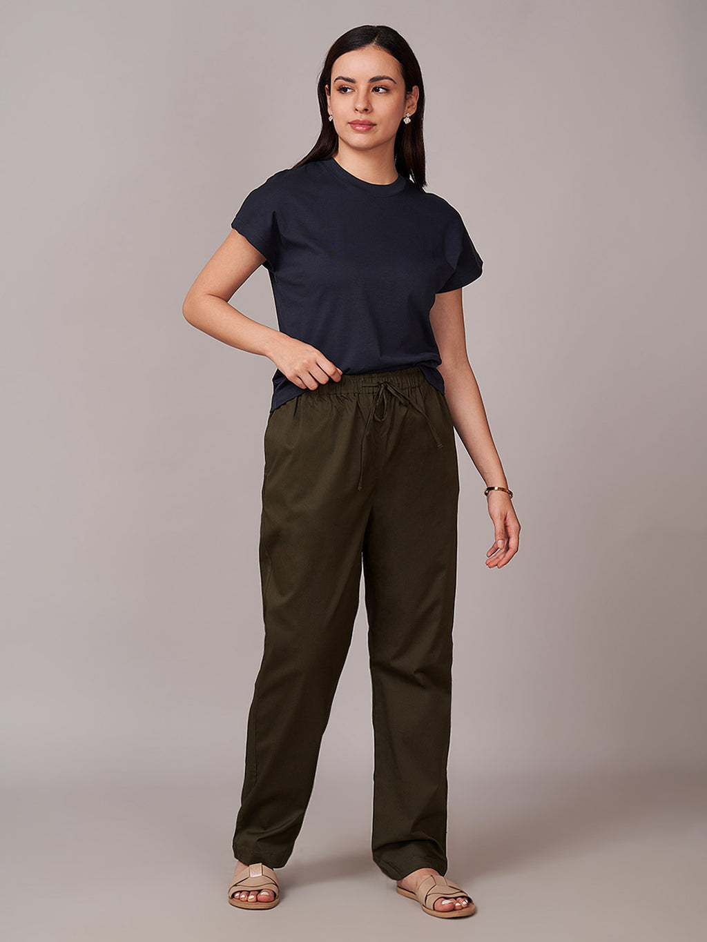 Women's Cotton Lycra Regular Fit Pants Olive