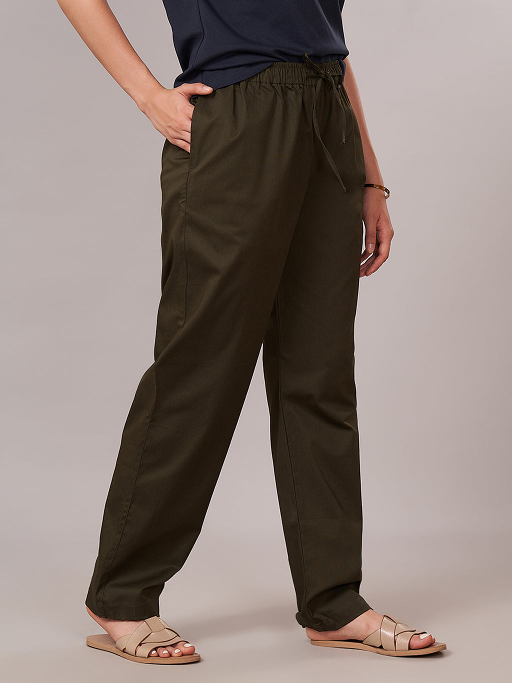 Women's Cotton Lycra Regular Fit Pants Olive