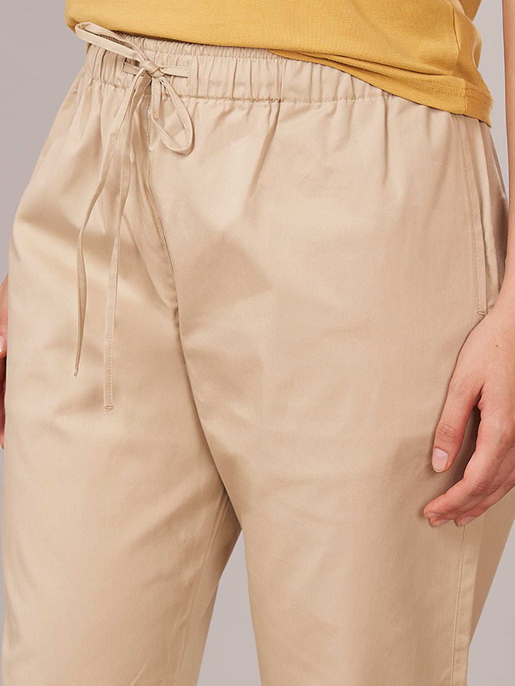 Women's Cotton Lycra Regular Fit Pants Beige