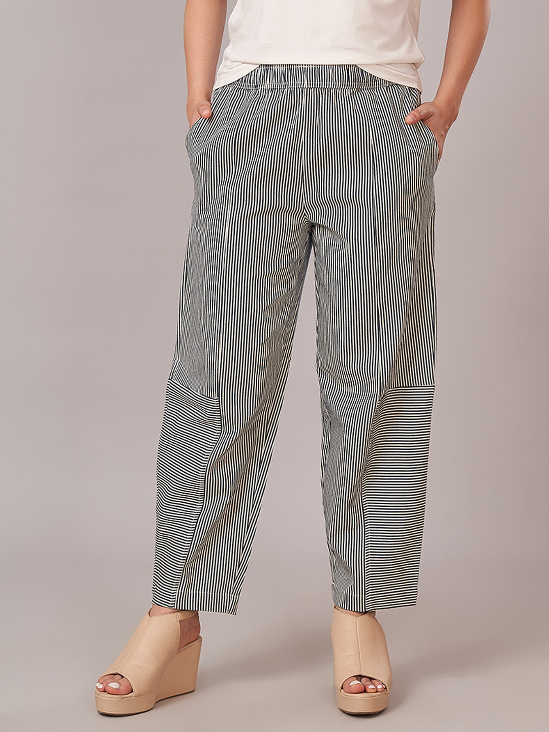 Women's Cotton Lycra Barrel Leg Pant Indigo