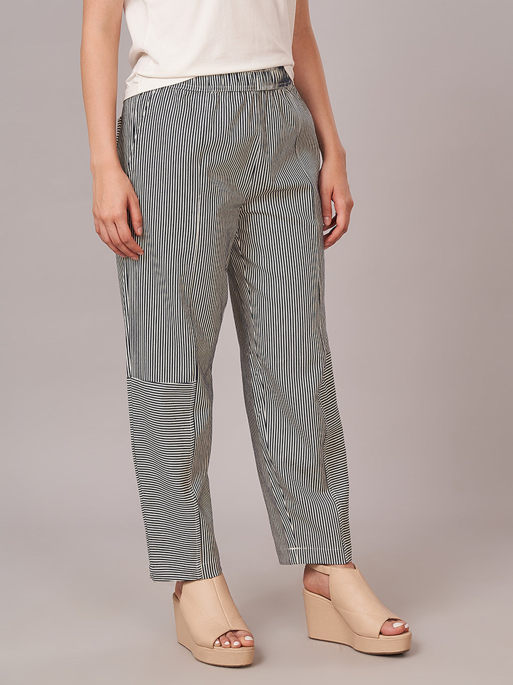 Women's Cotton Lycra Barrel Leg Pant Indigo