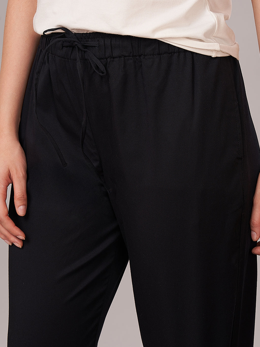 Women's Cotton Lycra Regular Fit Pants Black