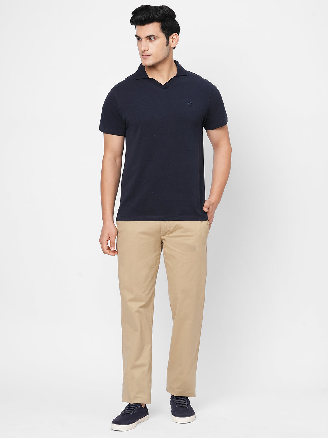 Buy Men Khaki Solid Low Skinny Fit Casual Trousers Online - 886634 | Peter  England